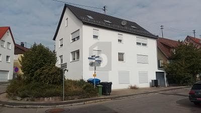 6 X WOHNEN IN VOLLSTÄNDIG RENOVIERTEN RÄUMEN