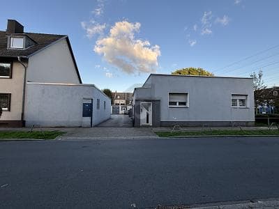 ATTRAKTIVER STANDORT FÜR WOHNEN UND GEWERBE