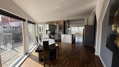 ERSTKLASSIGES WOHNDOMIZIL MIT TERRASSE, SOFORT BEZUGSFREI