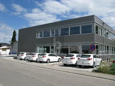 NEUWERTIGE GEWERBEHALLE 604 QM