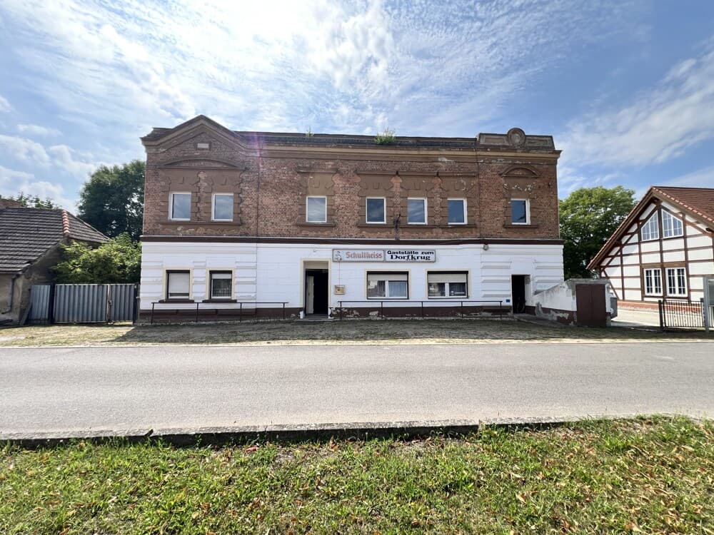 Ein Haus für Visionäre–Historisches Gasthaus mit Potenzial für Künstler und Gemeinschaftsleben