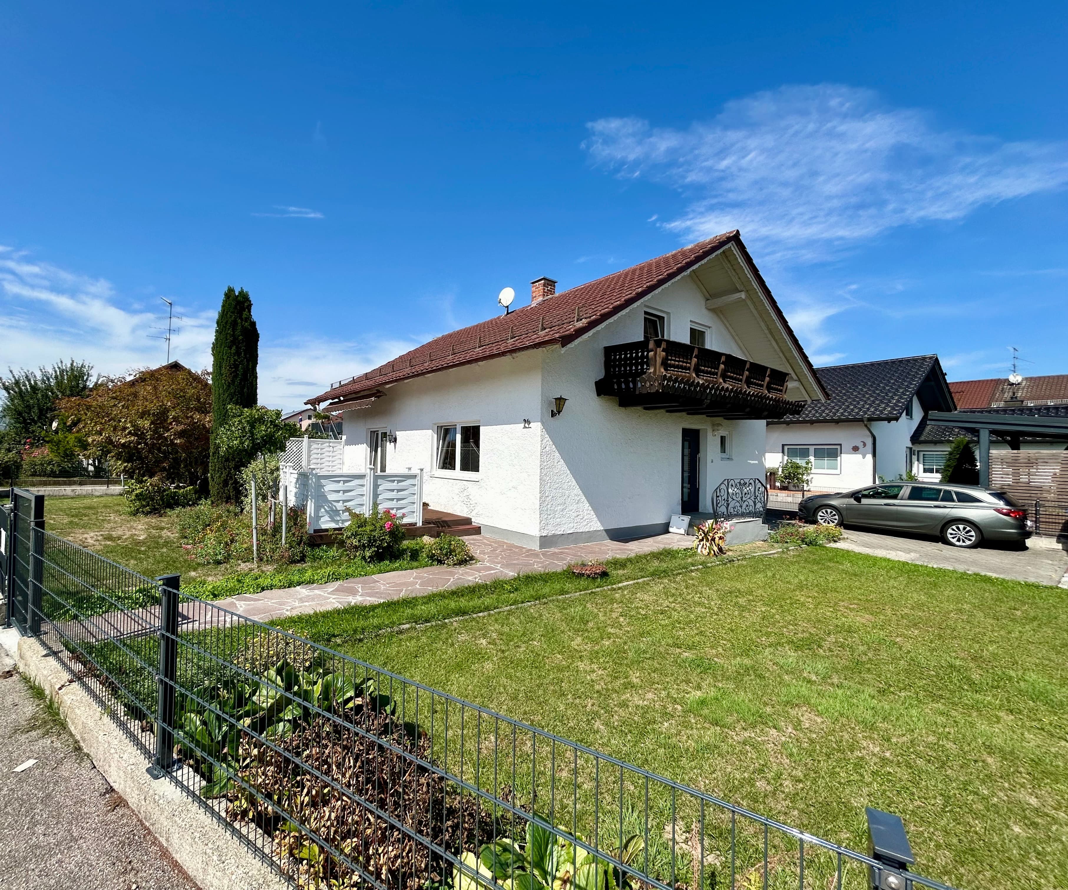 Platz für Ihre Ideen: Einfamilienhaus mit 660 m² Grundstück in Pocking-Hartkirchen