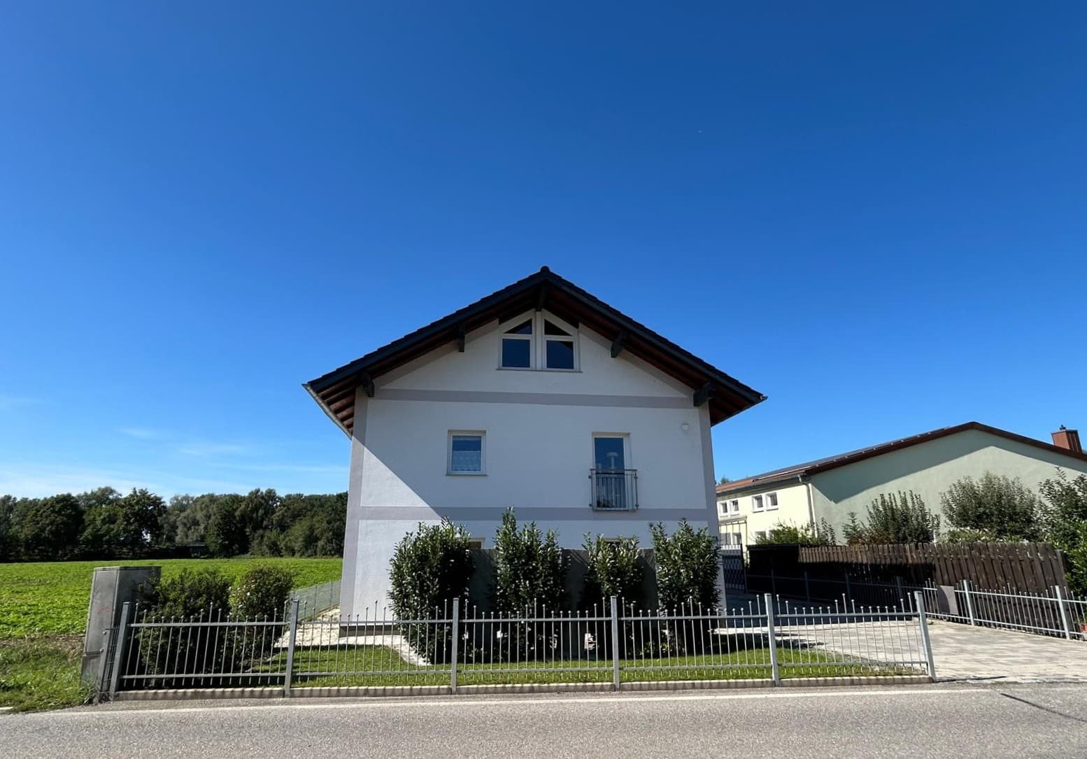 Haus mit Dachterrasse in Ruhstorf - zwei Wohneinheiten, viele Möglichkeiten