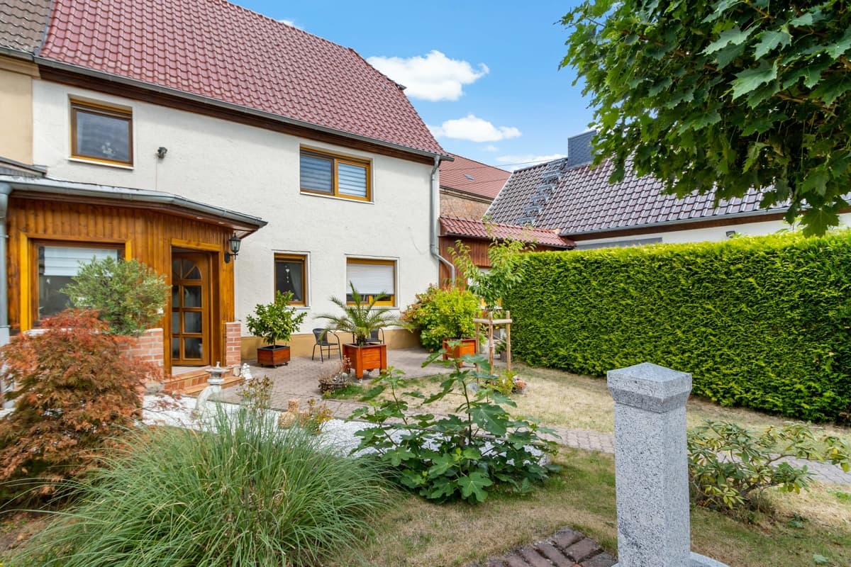 Vor den Toren der Stadt Halle- Einfamilienhaus in Braschwitz