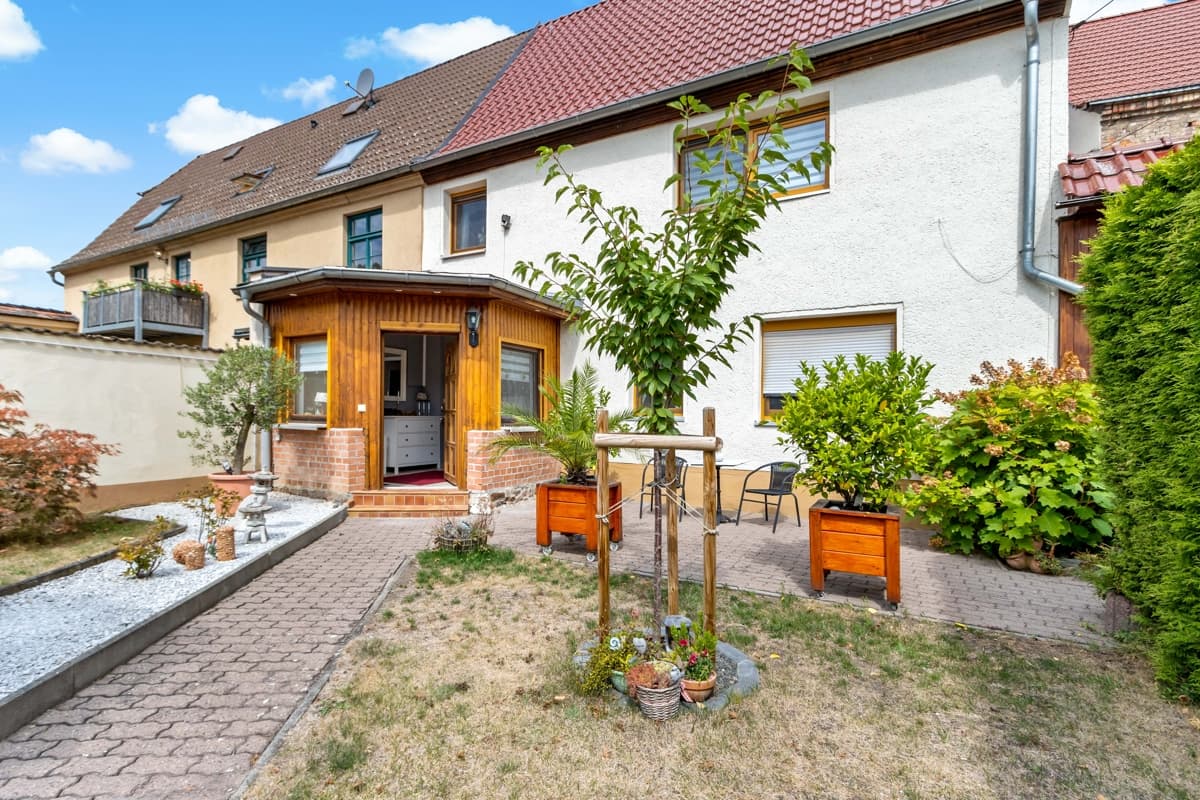 Vor den Toren der Stadt Halle- Einfamilienhaus in Braschwitz
