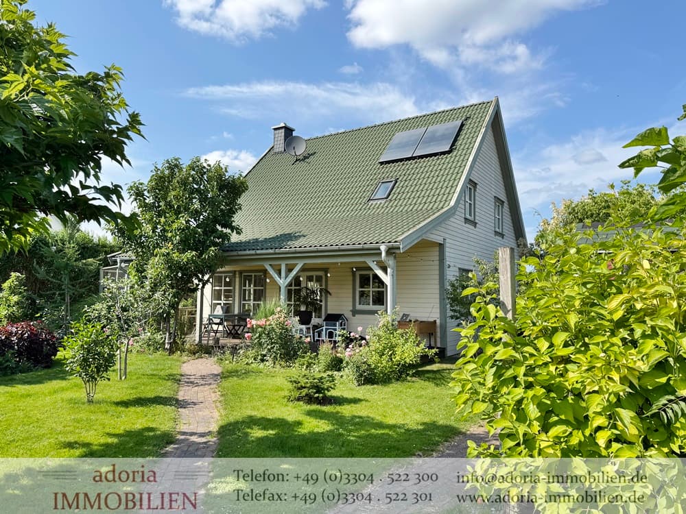 Skandinavischer Wohntraum – hochwertiges norwegisches Holzhaus mit Sauna und Garten - Baujahr 2014
