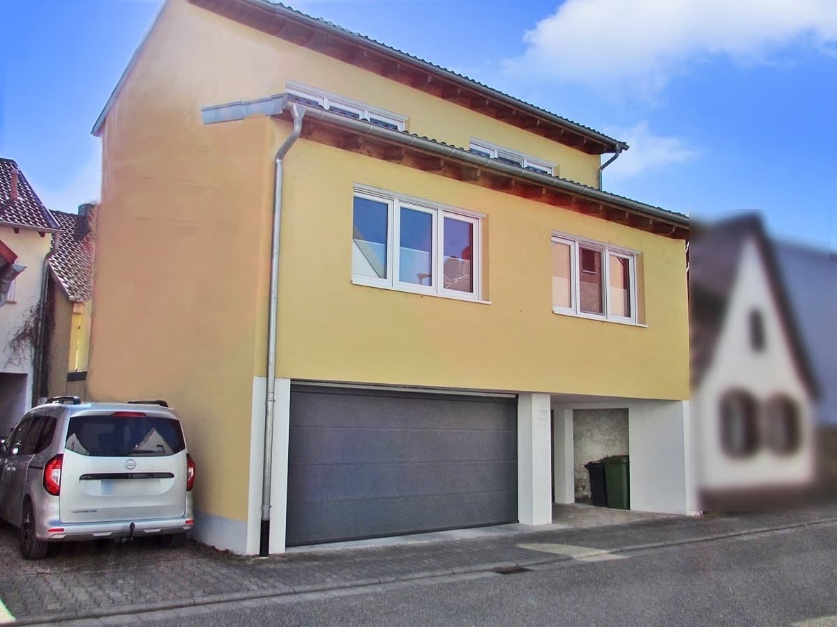Vorder- und Hinterhaus auf einem Grundstück, in Waghäusel, OT Wiesental!