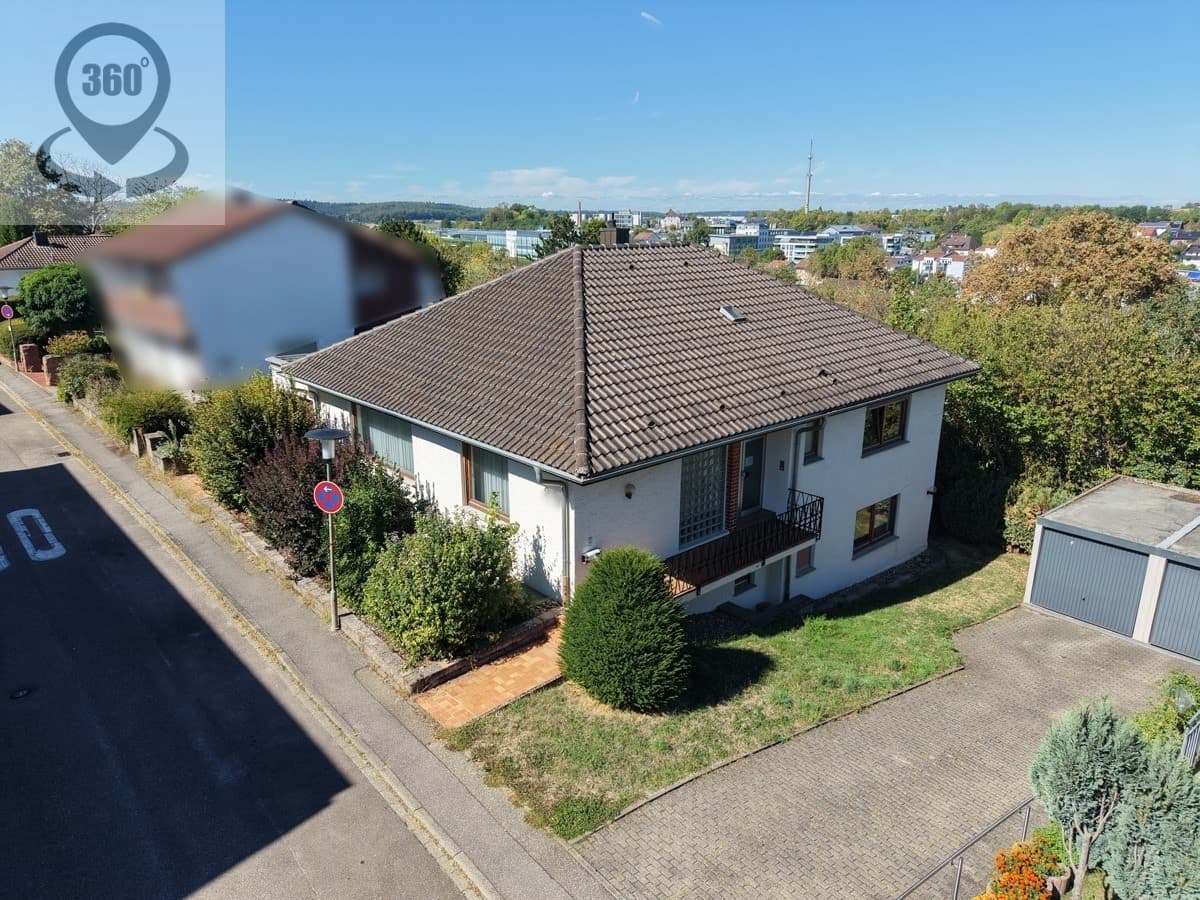 Einfamilienhaus mit Einliegerwohnung in toller Lage von Bretten!