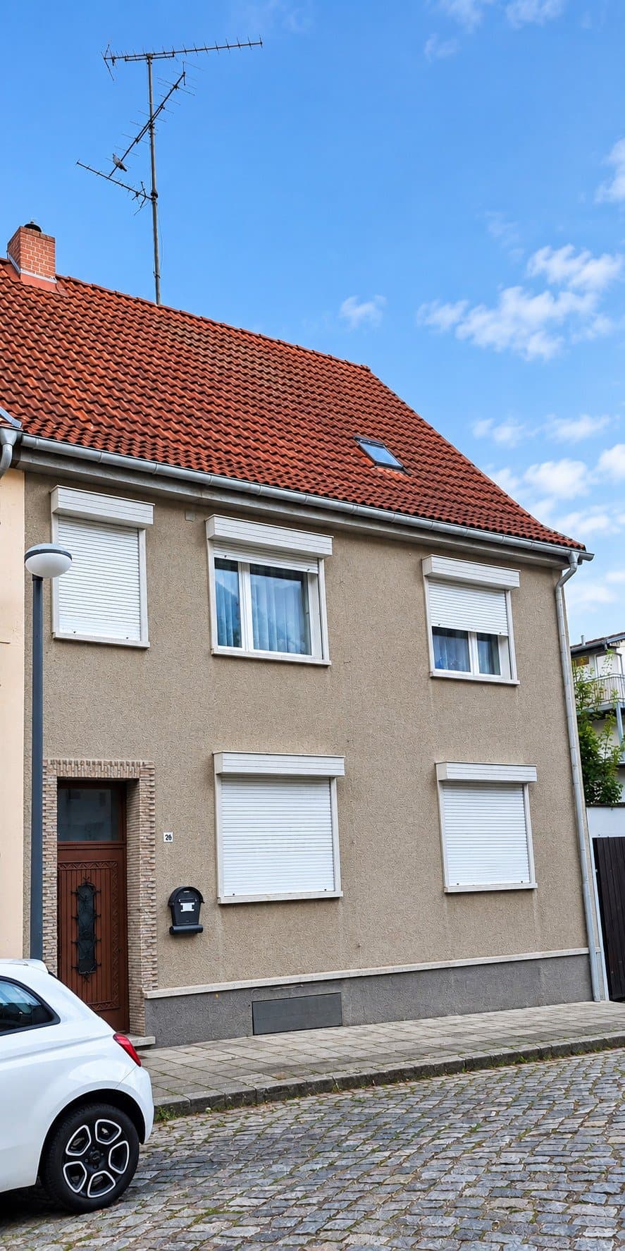 Reihenendhaus in guter Lage - Ihr Sanierungsprojekt mit Potenzial in Coswig