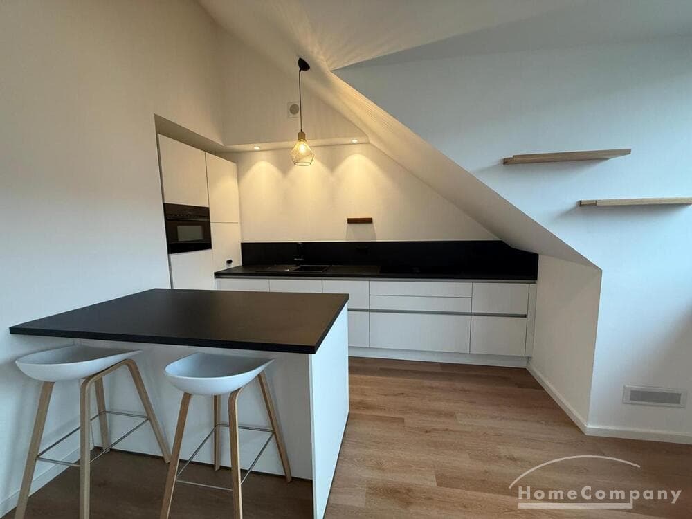 Rödelheim 8072694 - Modernes Dachgeschoss mit Balkon & hochwertiger Ausstattung