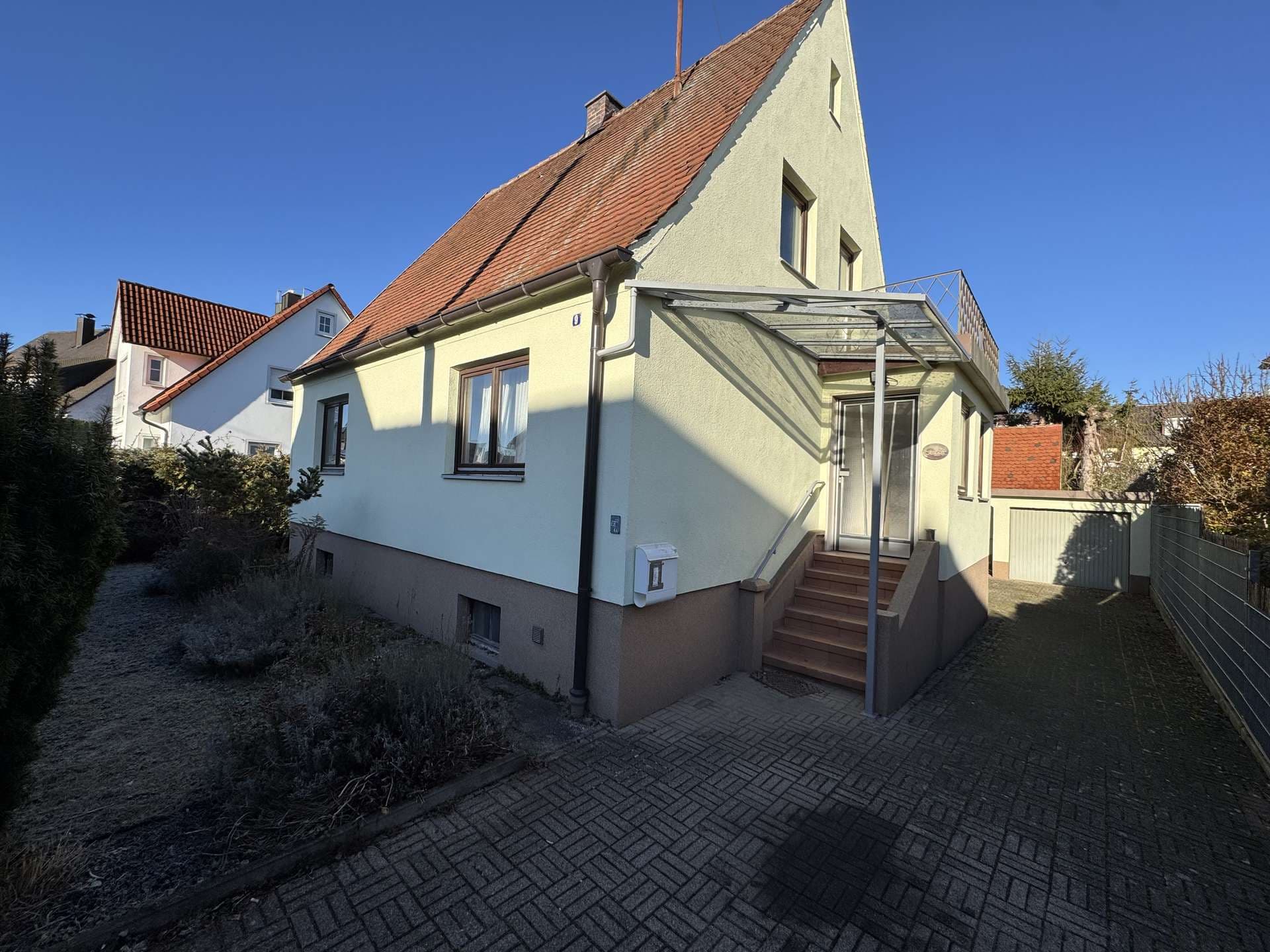 Baugrundstück für 3 Reihenhäuser in Karlsfeld zu verkaufen!