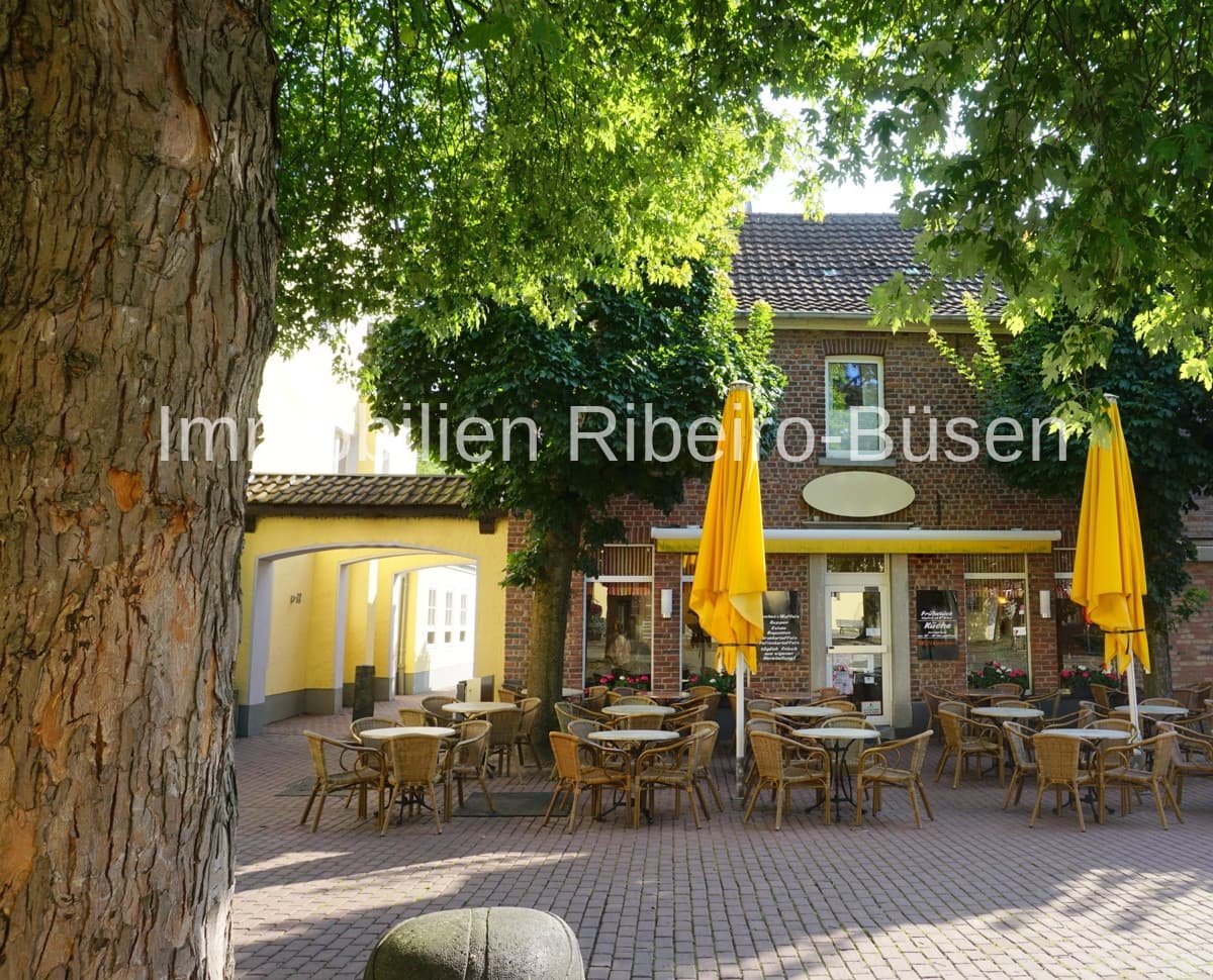 Gastronomie, die Spaß macht:
Gemütliches Bistro im Herzen von Brüggen zu vermieten