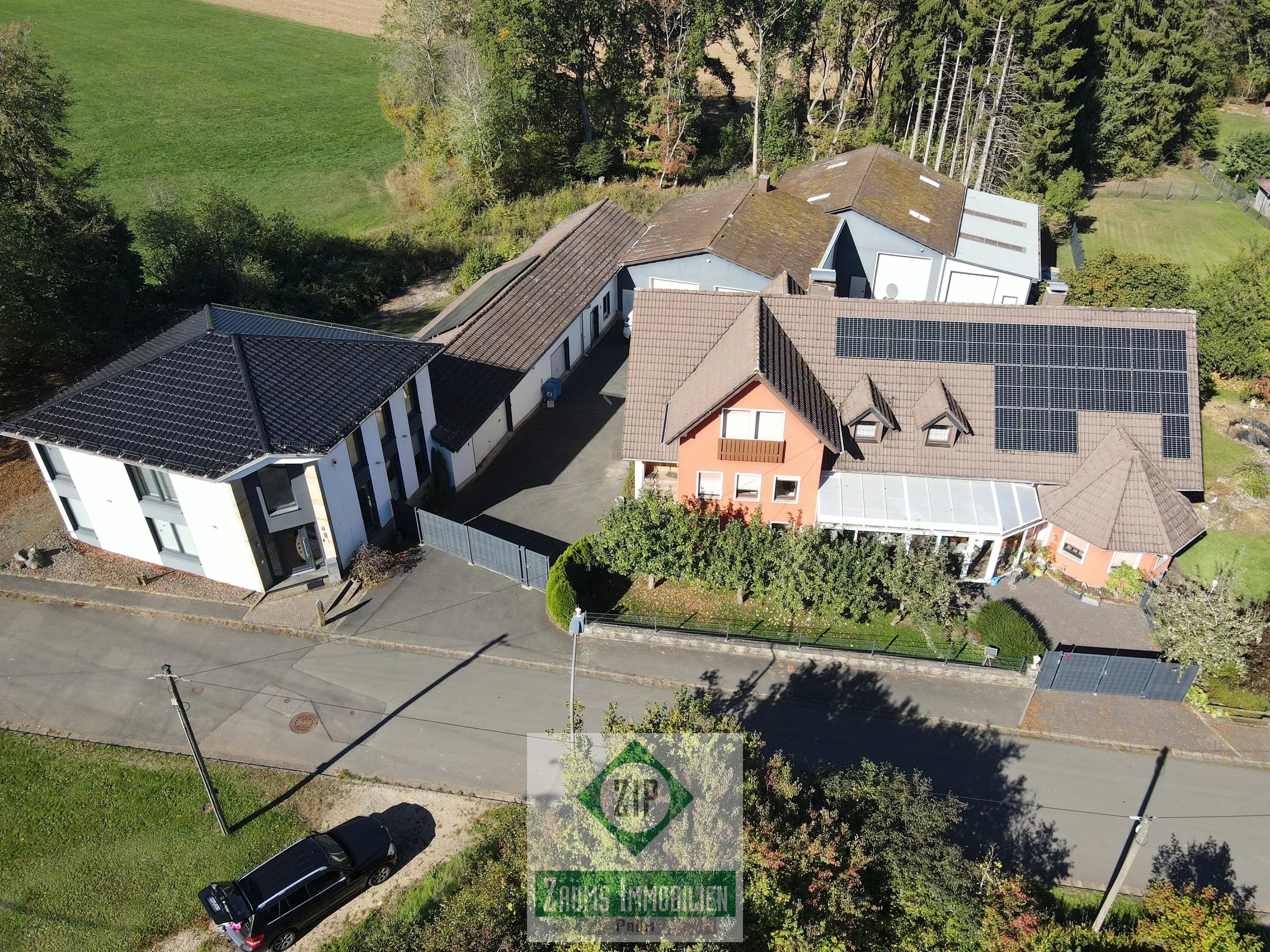 Außergewöhnliches Wohn- und Gewerbeensemble auf ca. 6.080 m² Grundstück