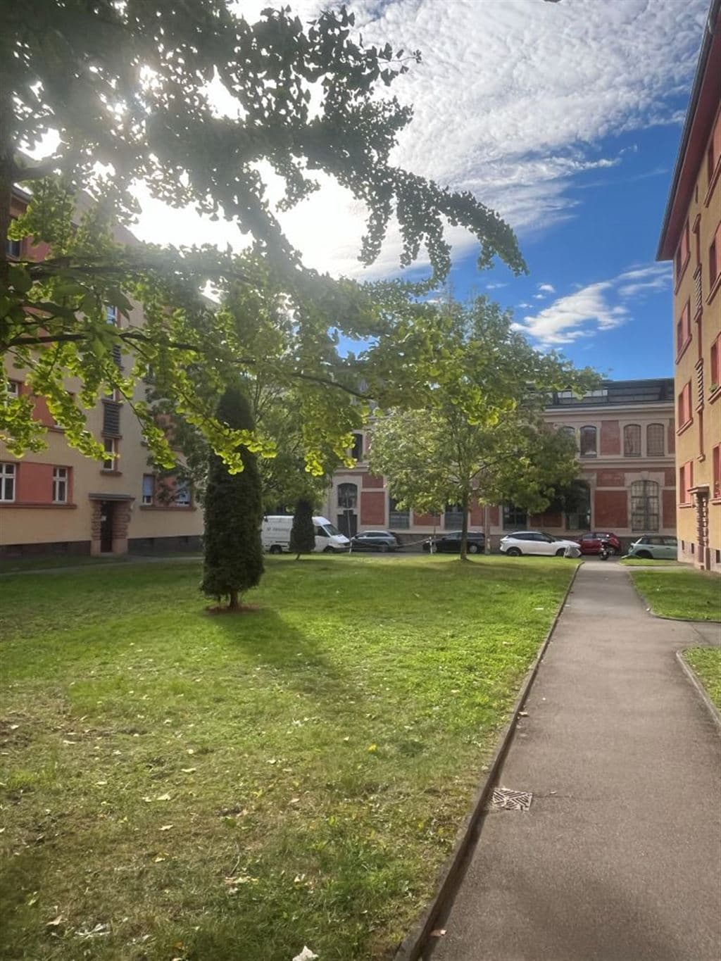 Kapitalanlage- Vermietete 3 Zimmerwohnung mit Balkon in Gohlis
