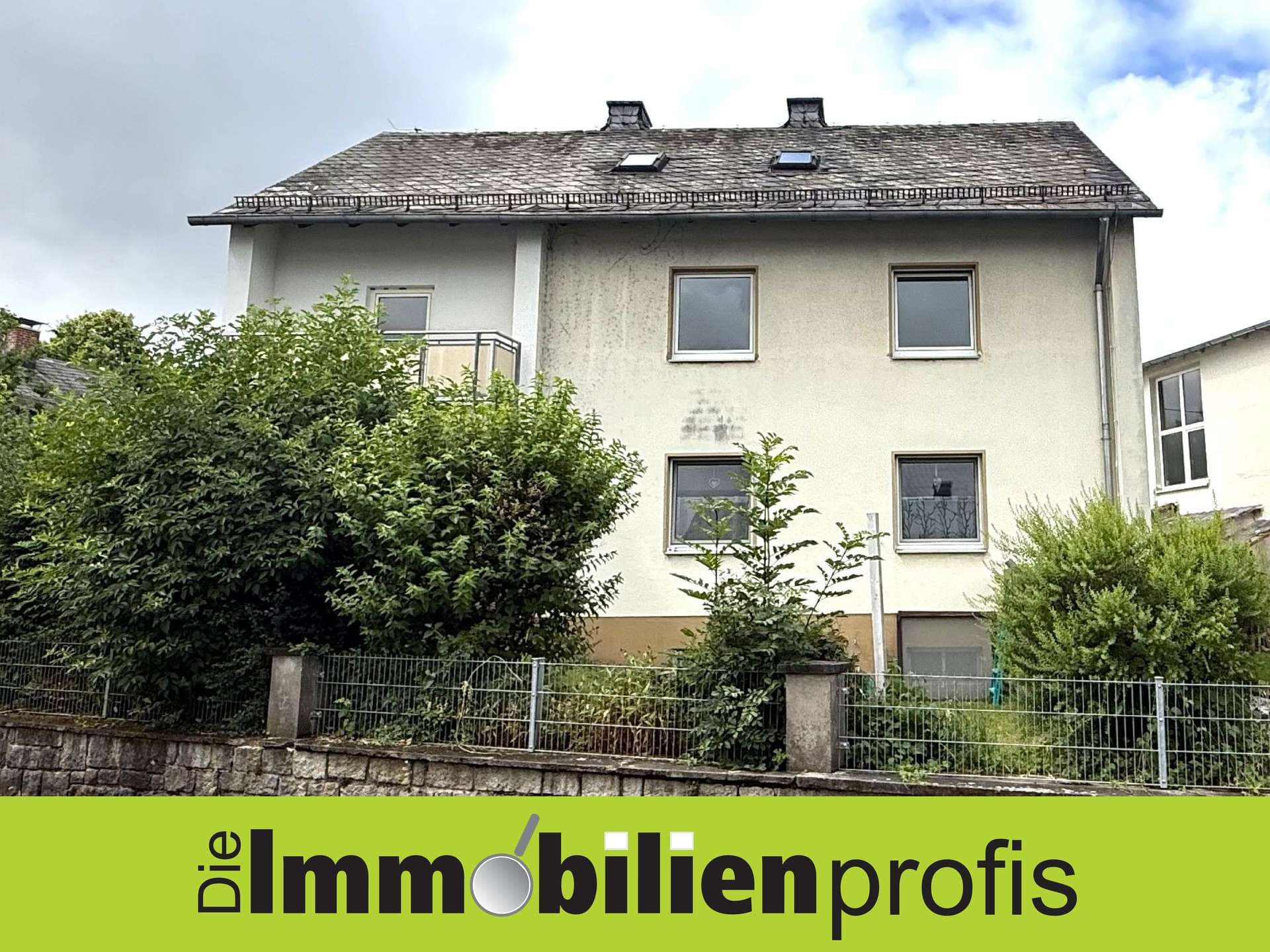 H-1108 Großzügiges 1-2 Familienhaus in Konradsreuth b. Hof