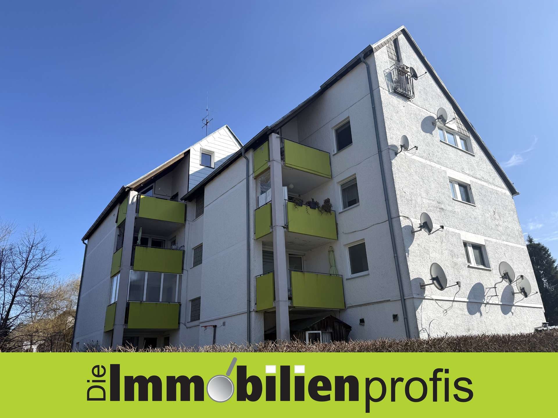 Schwarzenbach/S.: TOP-Mehrfamilienhaus mit 5 Garagen