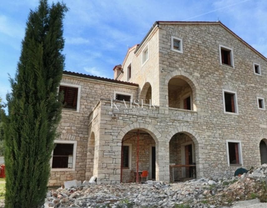 Rovinj, Sošići – eine einzigartige Steinvilla mit Meerblick