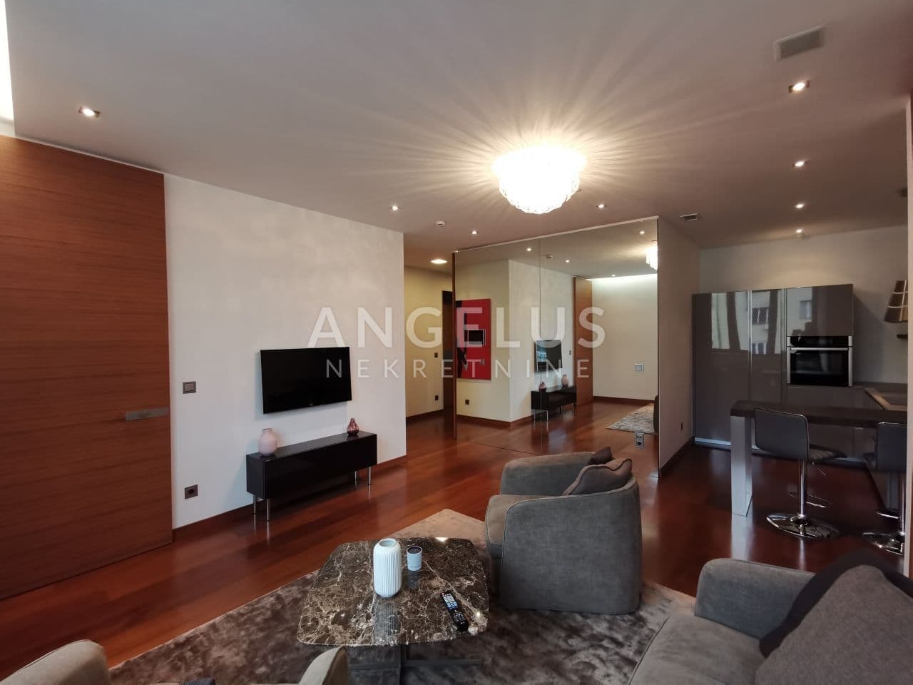 Wohnung Centar, Gornji Grad - Medveščak, 92m2