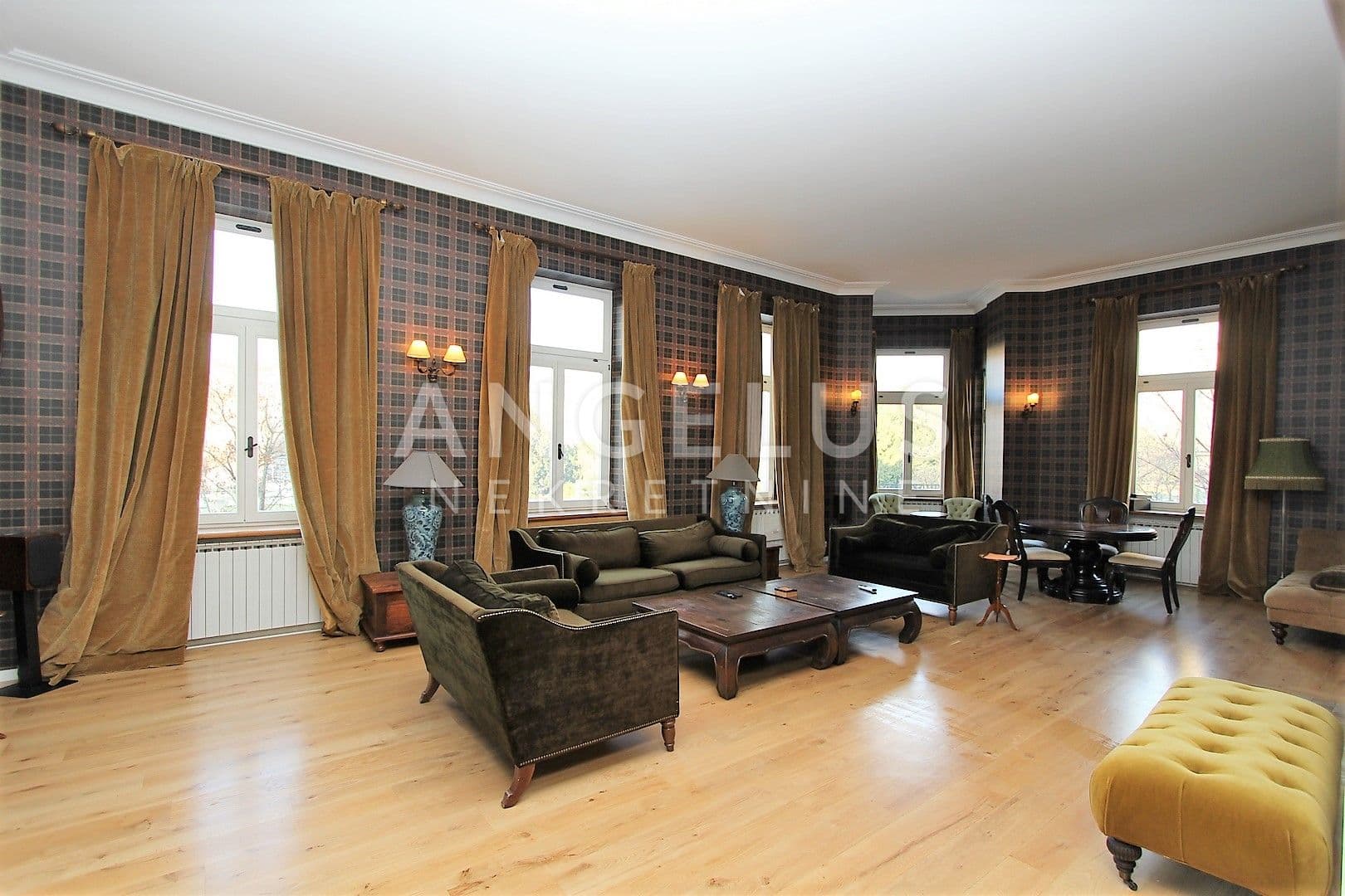 Wohnung Donji grad, Donji Grad, 220m2