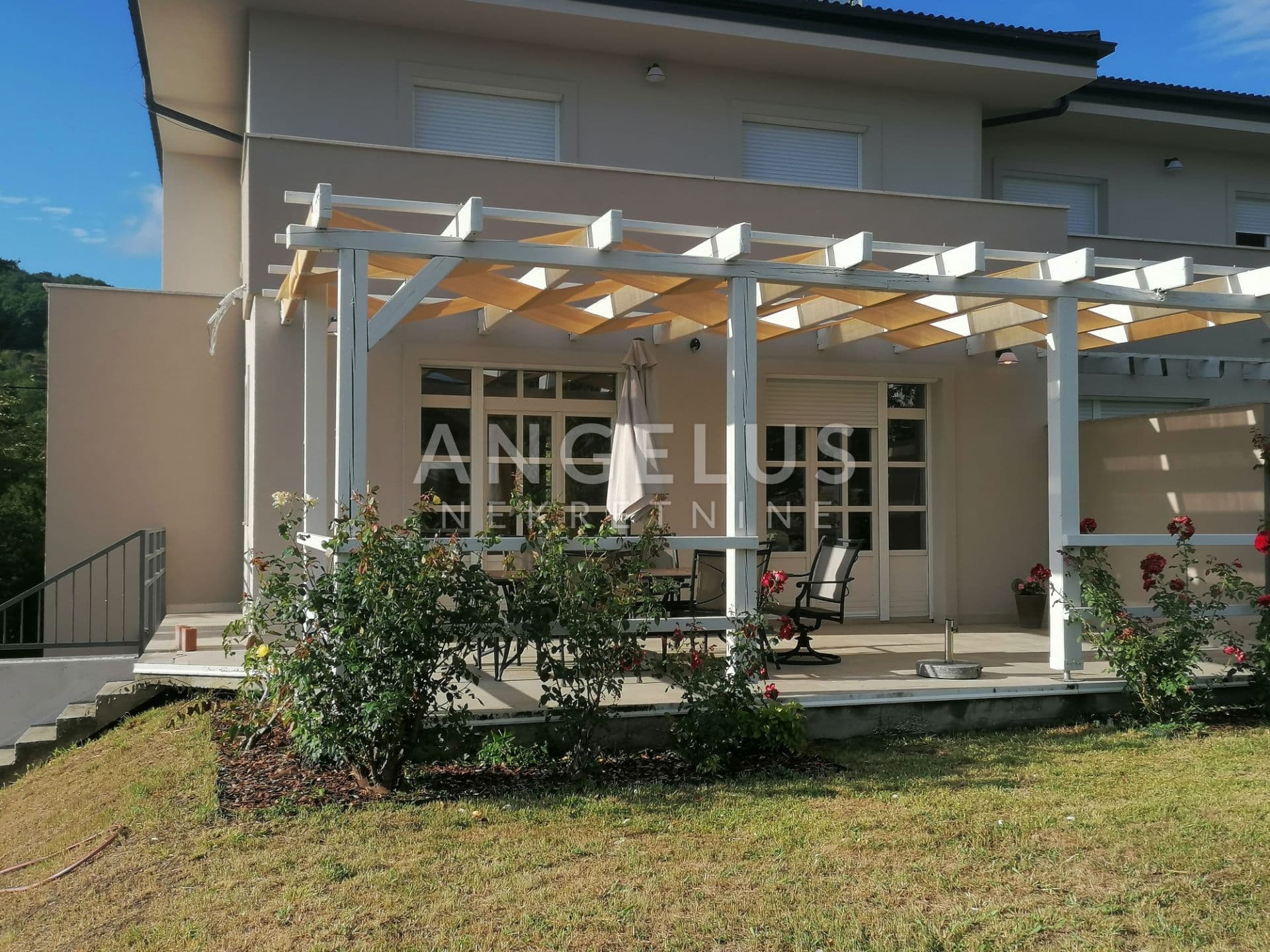Haus Šestine, Podsljeme, 330m2