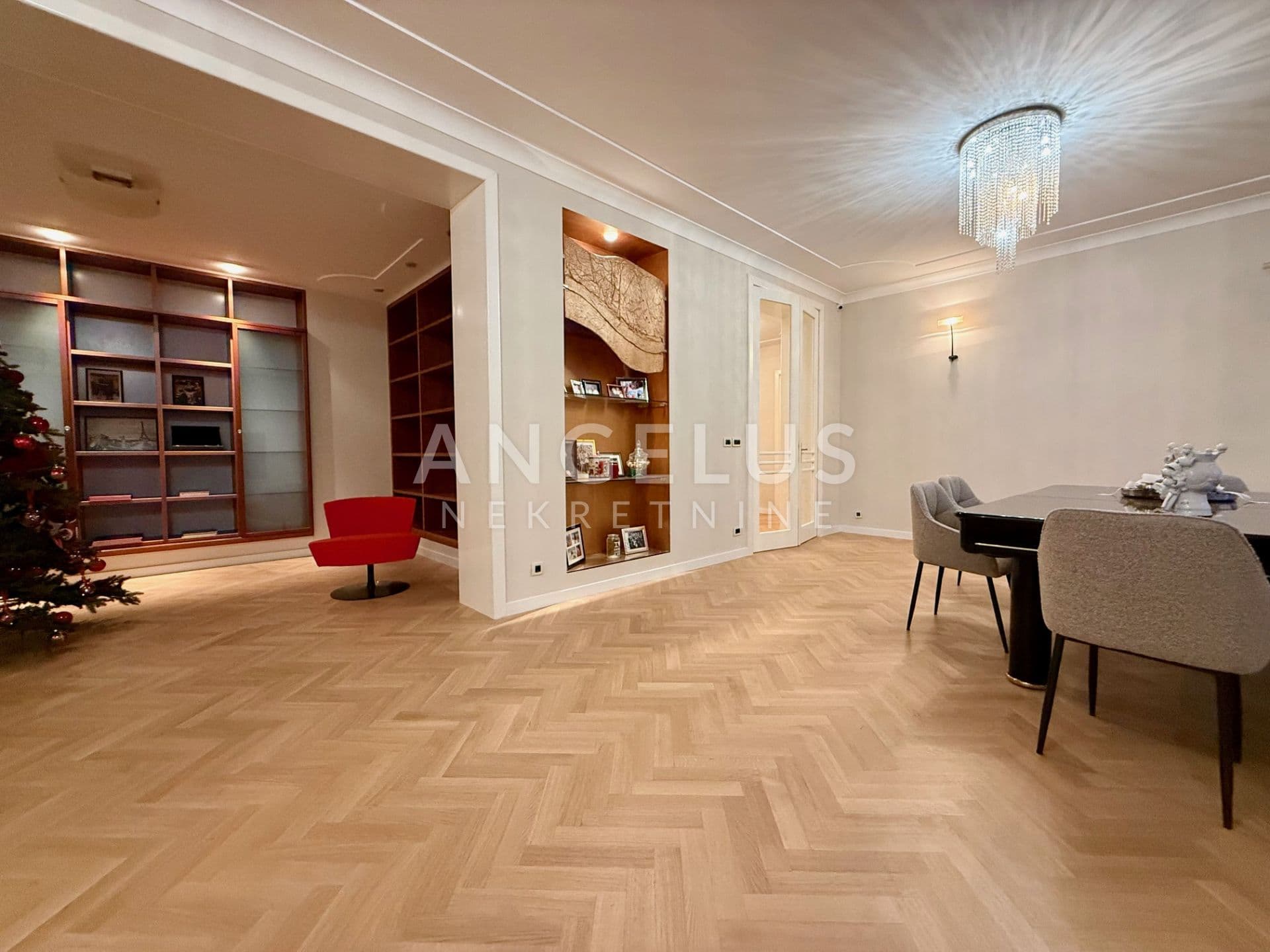 Wohnung Donji grad, Donji Grad, 160m2