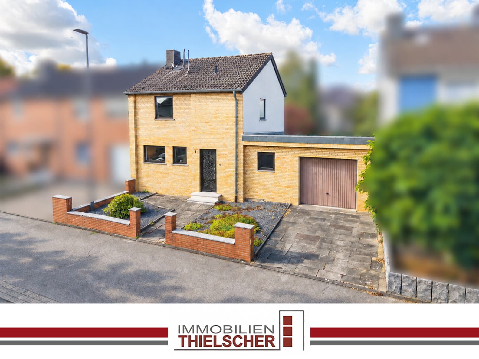 Gepflegtes Einfamilienhaus mit Garage, großzügigem Garten und Terrasse