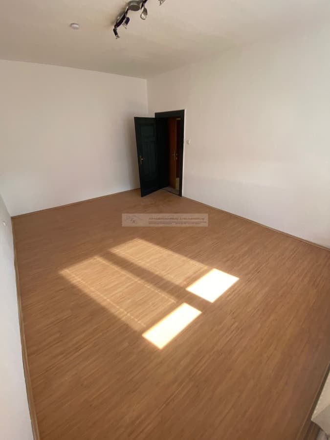Renovierte Erdgeschosswohnung in Waidhaus/Frankenreuth zu vermieten.