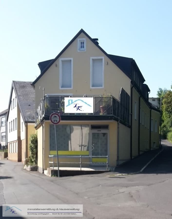 Anleger aufgepasst !! geräumiges MFH mit Laden- und Lagerfläche zu verkaufen. Bis zu 10% Rendite