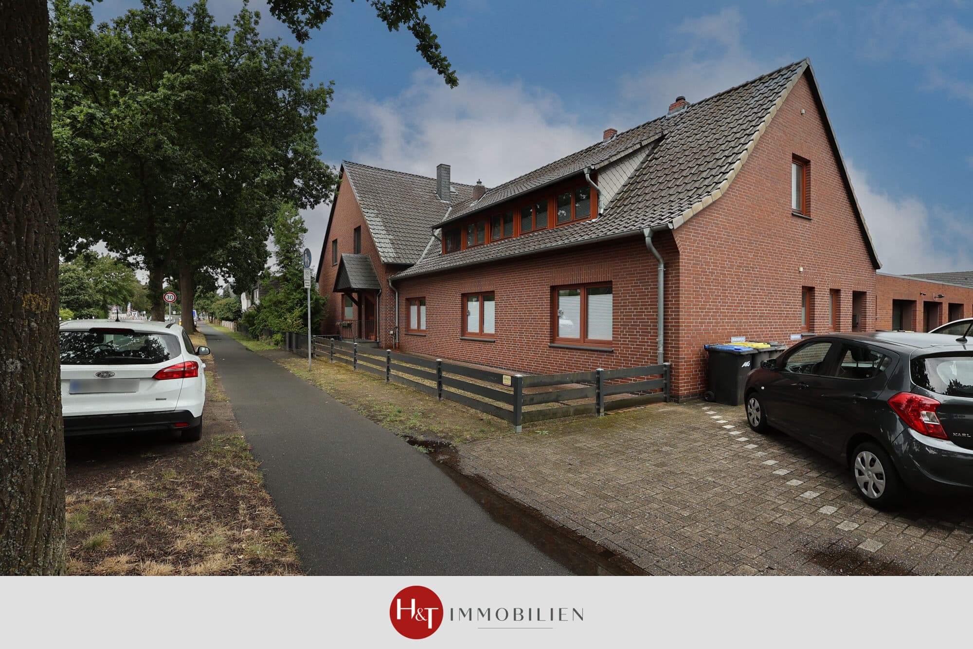 Voll vermietetes 4‑Familienhaus