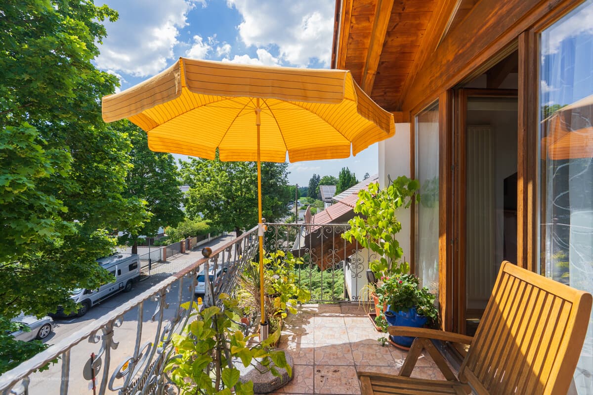 ***Heike Borchers Immobilien***Dachgeschosstraum in Top-Lage Unterhachings***Kapitalanlage***