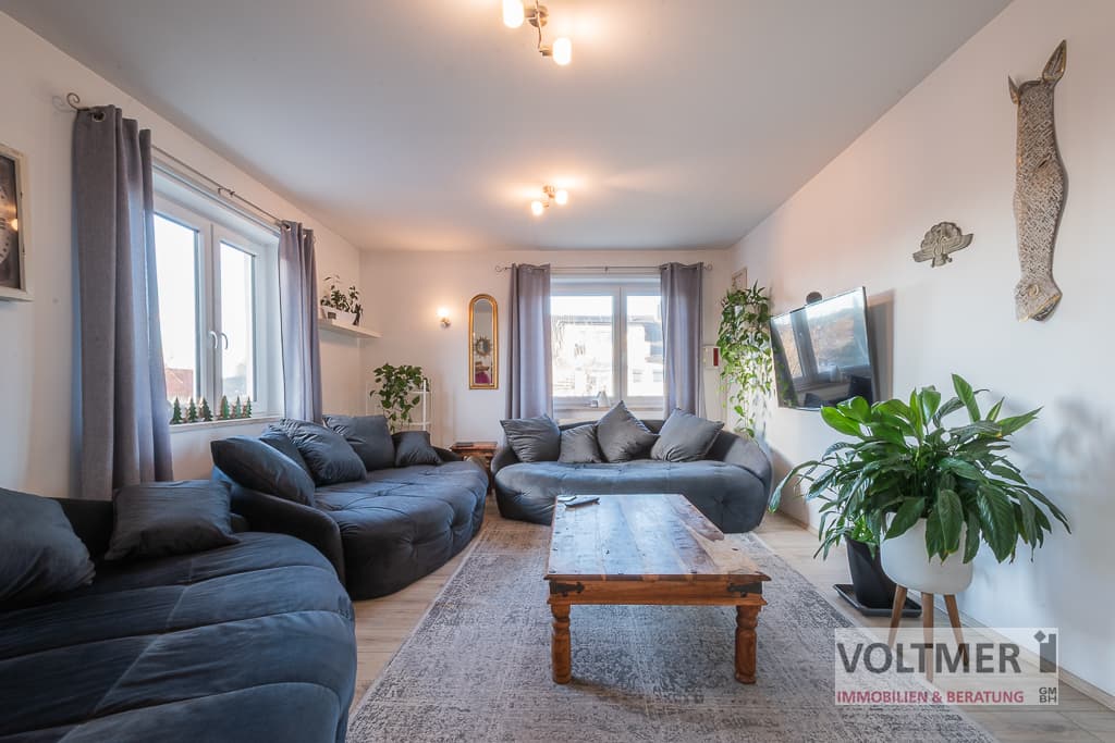 WOHNTRAUM - großzügige Eigentumswohnung mit kleinem Balkon in Saarbrücken!