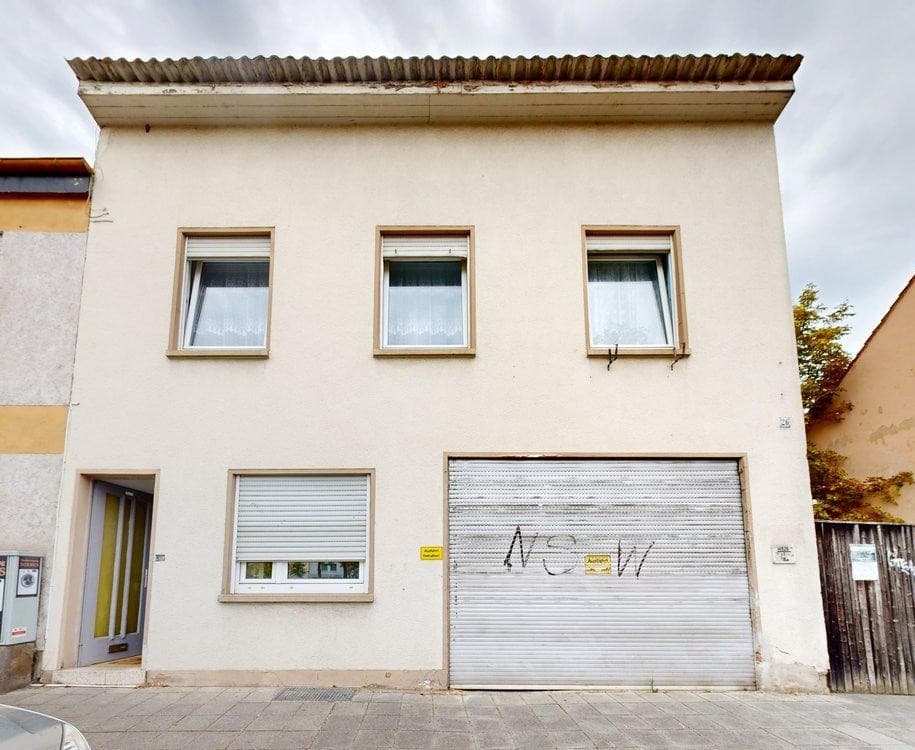~ EHEMALIGES LADENGESCHÄFT MIT GEWERBEEINHEIT UND KLEINER WOHNUNG ~