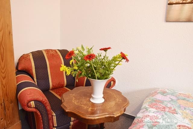Bothfeld-Lahe-Isernhagen_Süd, Gemütliche möblierte Souterrainwohnung in Bothfeld
