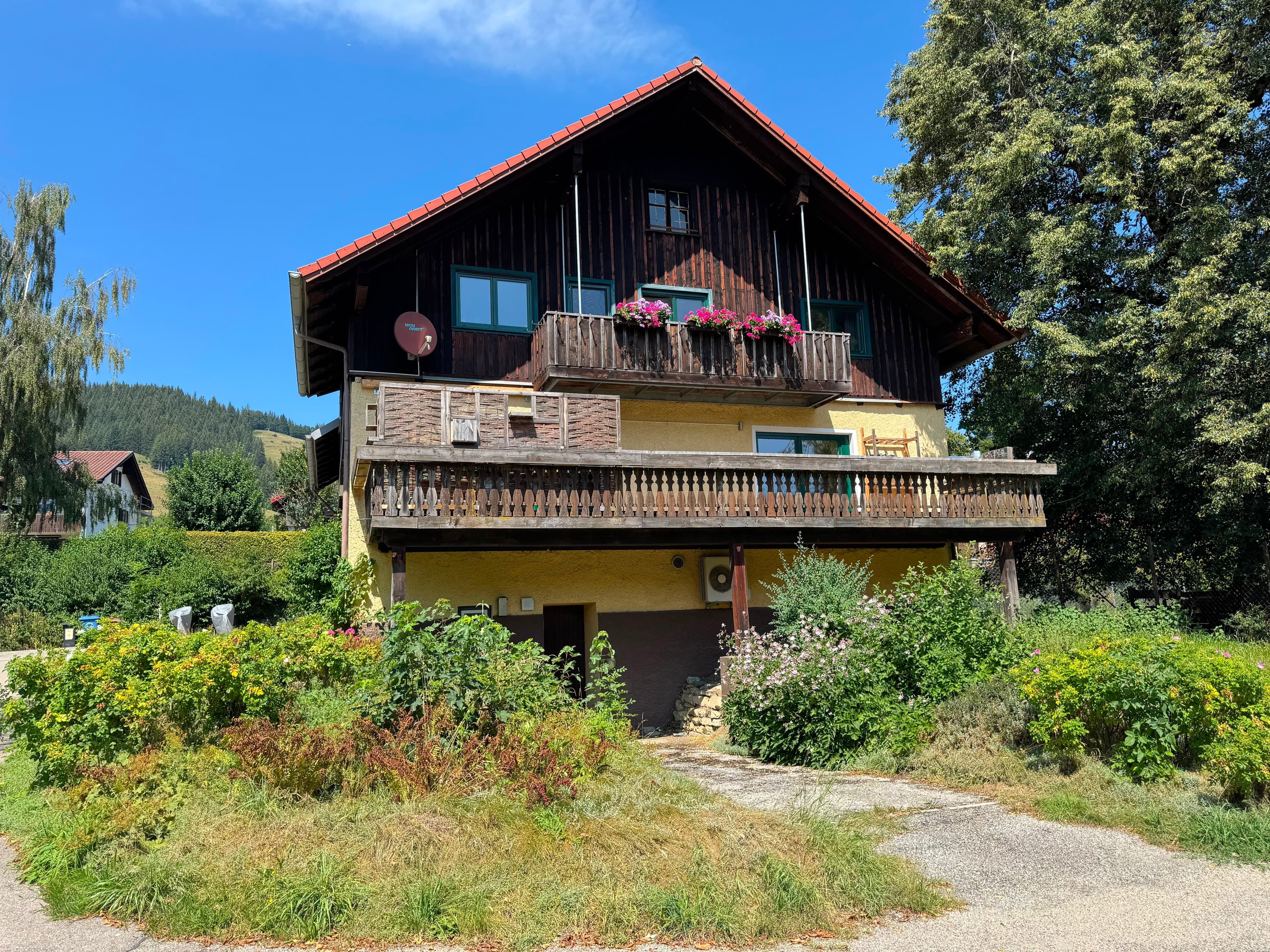 Großzügige 4,5-Zimmer-Wohnung im EG mit Süd-Balkon in Weitnau