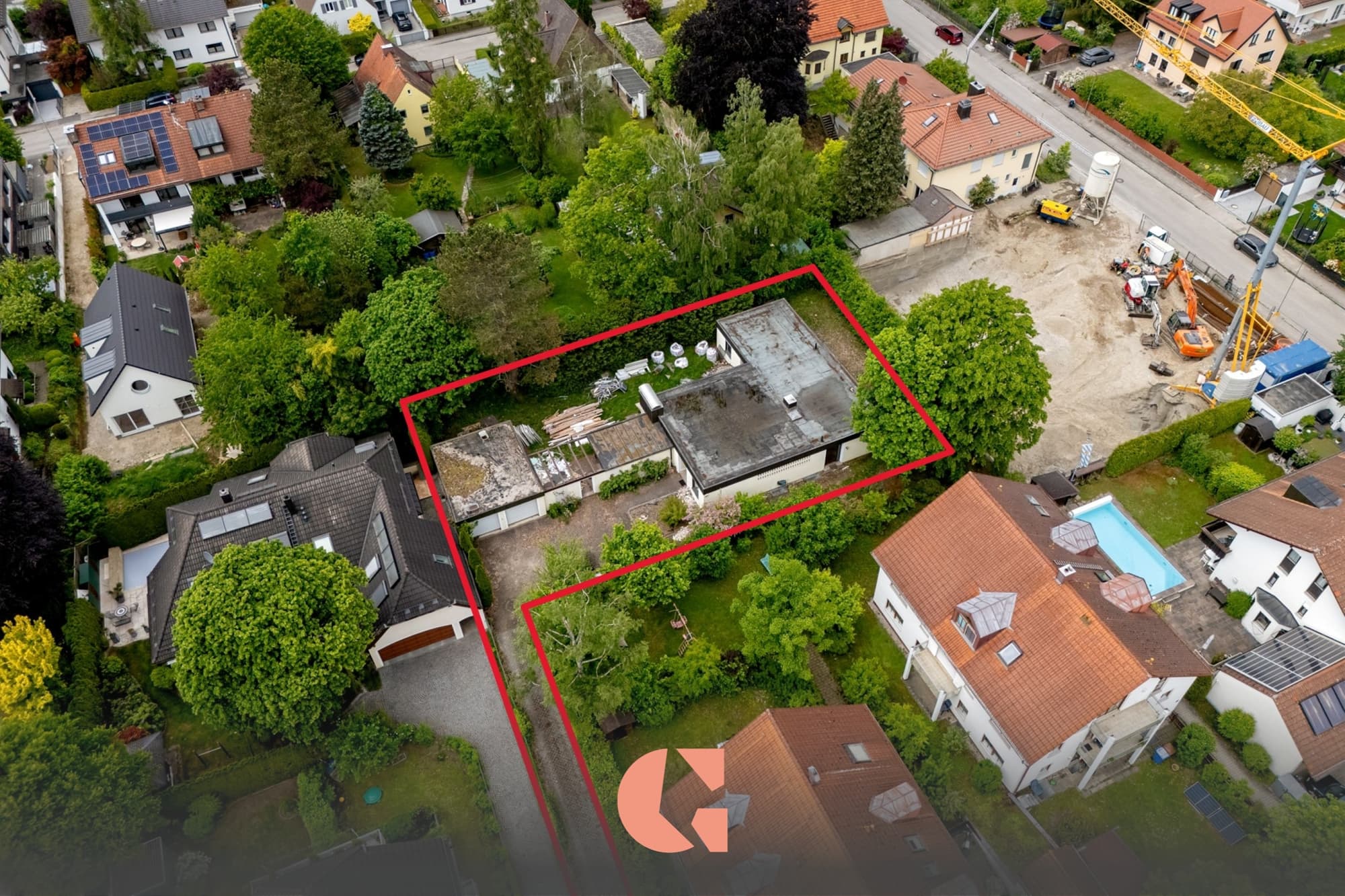 Baugrundstück mit Baugenehmigung für 12 Einheiten in ruhiger Lage