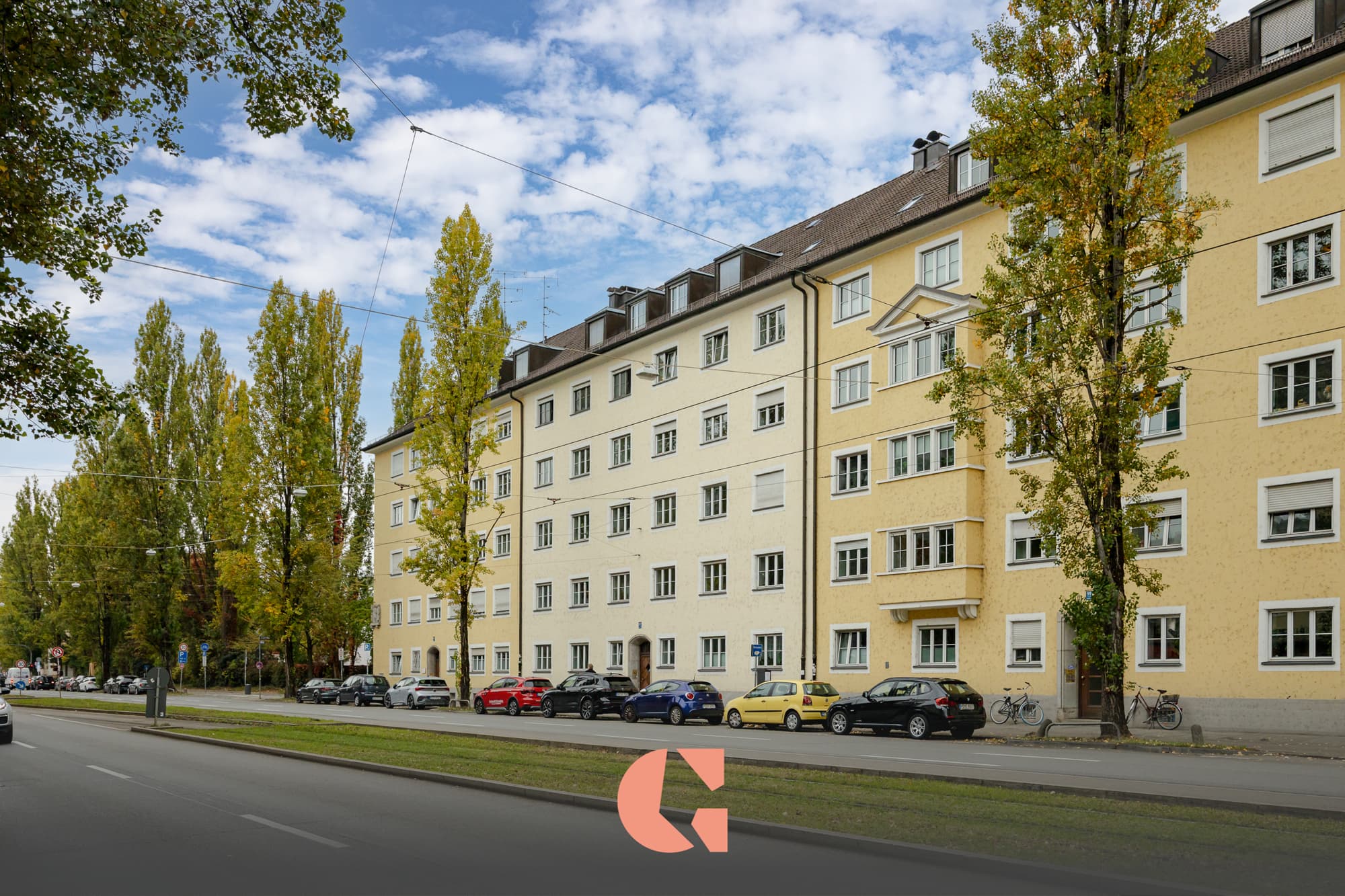 Erstbezug nach Sanierung – Stilvolle 4-Zimmer-Wohnung mit West-Loggia in Schwabing