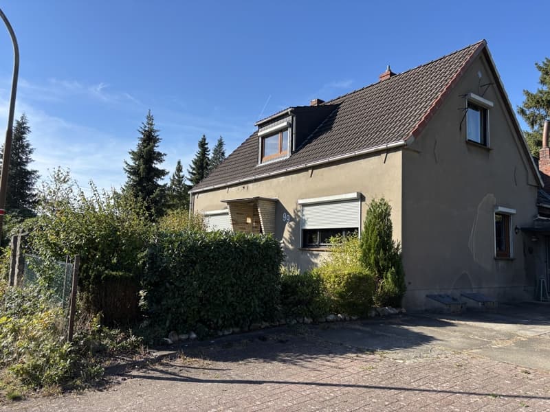 Viel Platz, großes Grundstück, viele Möglichkeiten - charmantes Einfamilienhaus mit Potenzial!