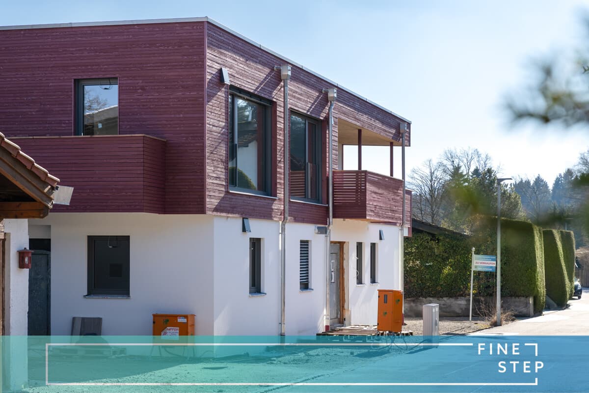 Wohngesunde Vollholzarchitektur für Menschen, die Natur, Ruhe und modernes Wohnen suchen