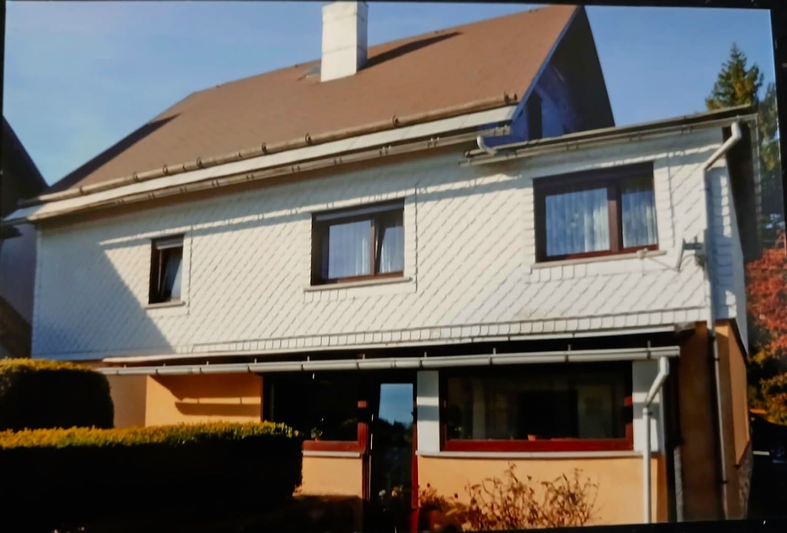 Neuhaus a. Rennweg, EFH + ELW
