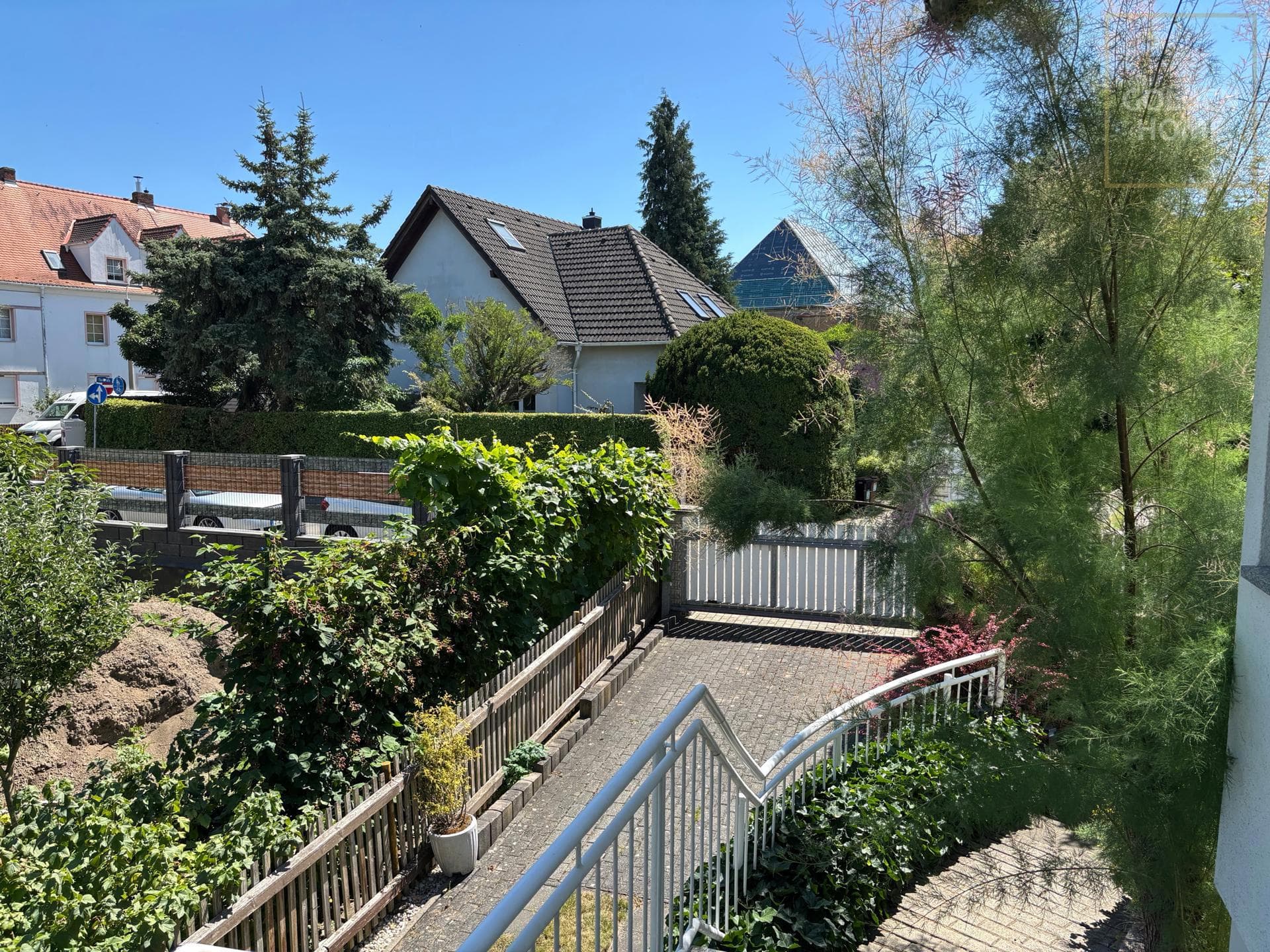 Eindrucksvolles Einfamilienhaus in erlesener Wohnlage !!