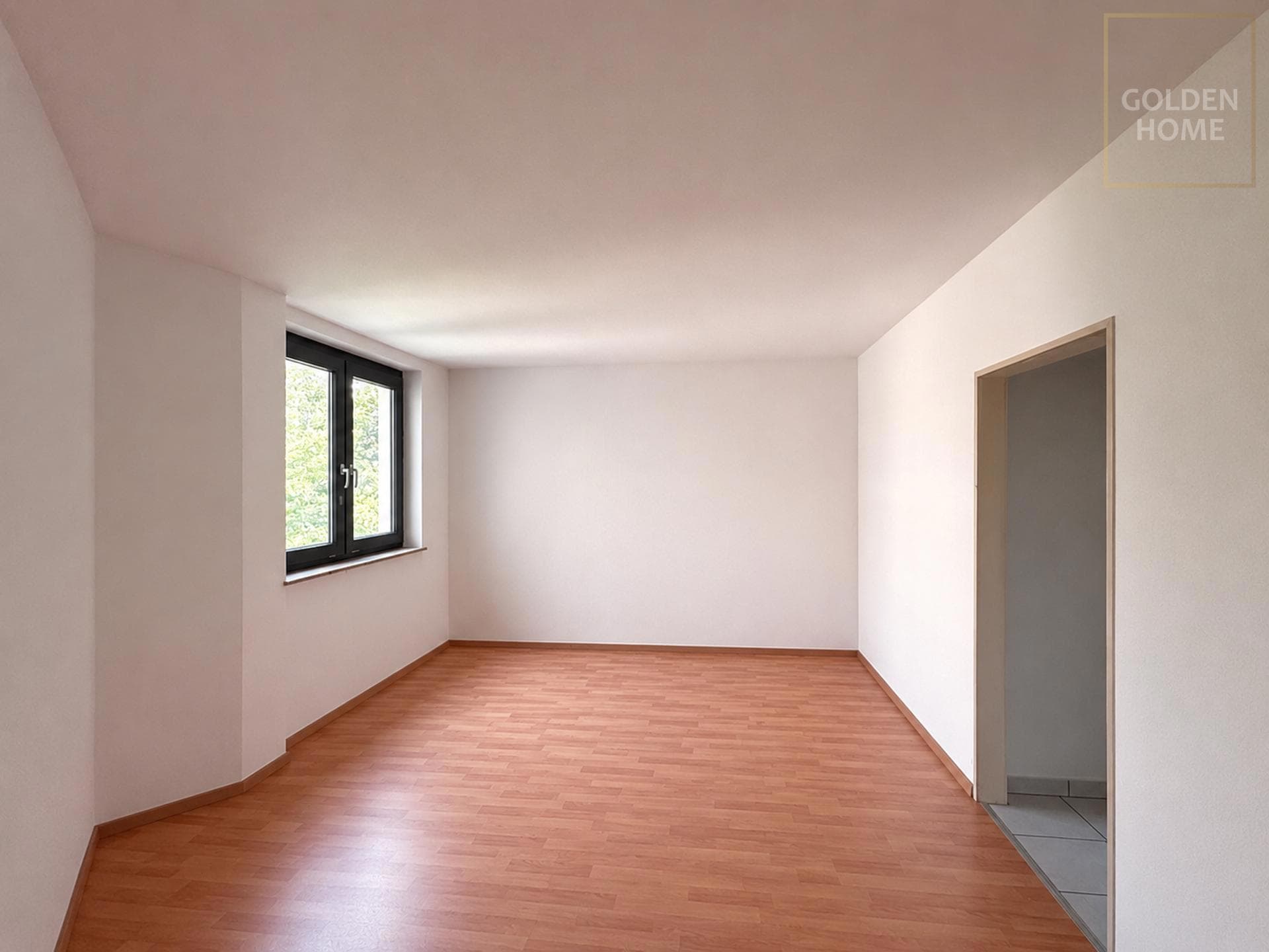 3 Zimmer Wohnung mit großem Südbalkon