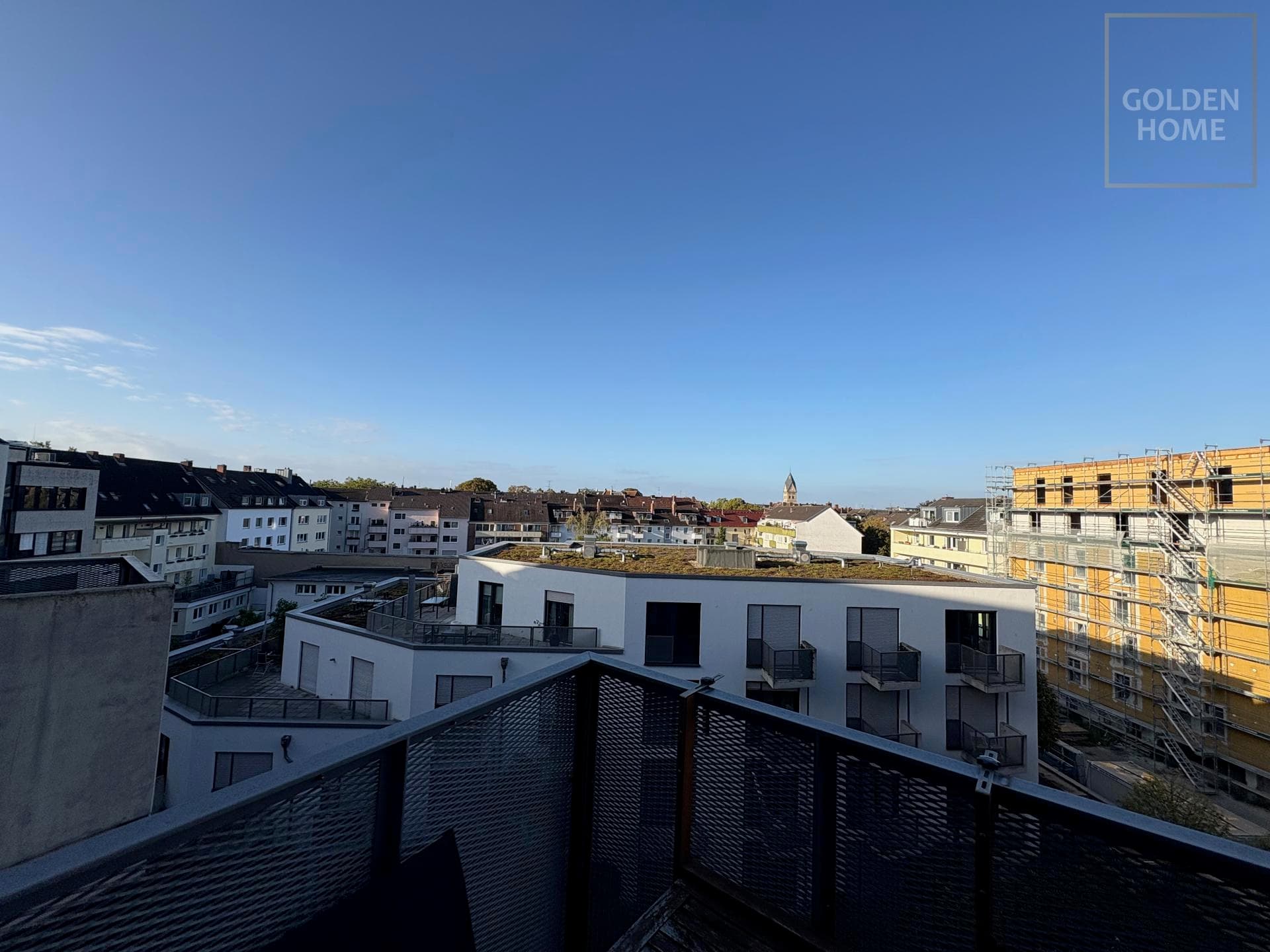 Exklusives Studio-Apartment mit sonnigem Südwestbalkon