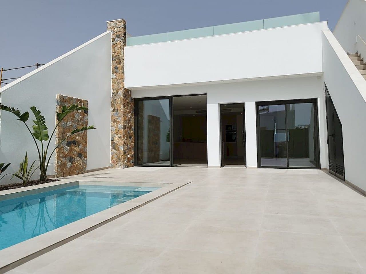 Freistehenden Neubau-Villa in schöner Küstenstadt Region Murcia