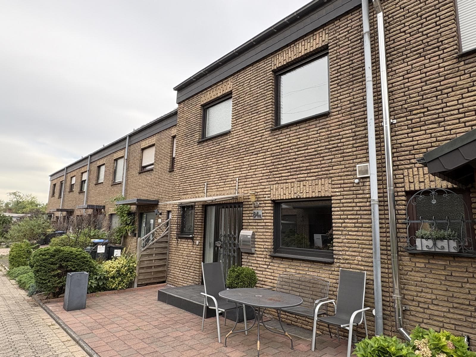 Viel Platz für die ganze Familie - Reihenhaus mit 140 m² Wfl. in Moers-Asberg