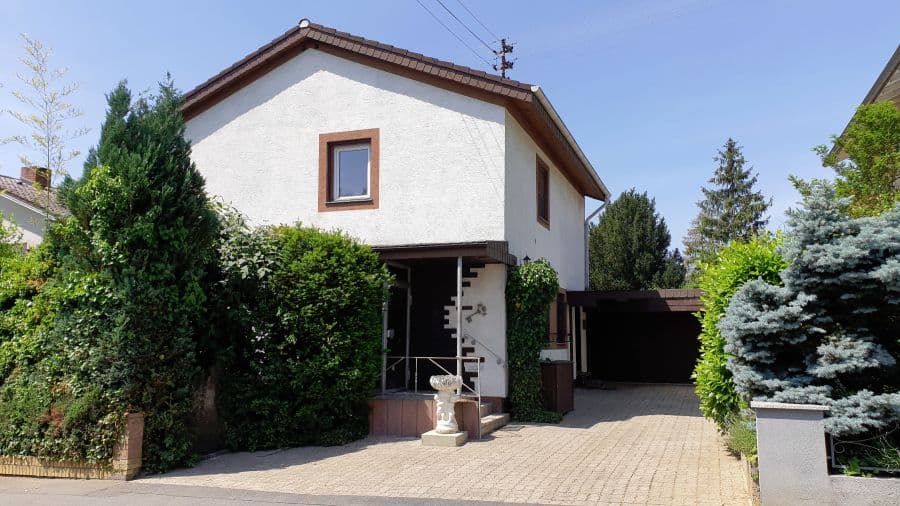 Provisionsfrei* Freist. Einfamilienhaus begehrte Lage, Bj. 1967/80, ca. 215 qm, 604 qm, Wintergarten