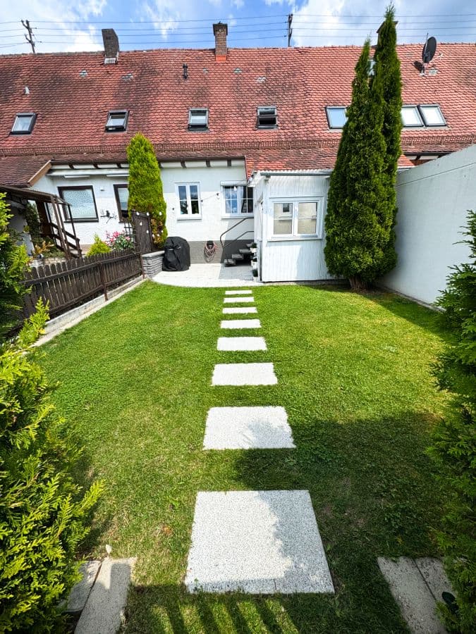 Provisionsfrei* Saniertes Reihenhaus mit modernem Landhaus Charme - einziehen & wohlfühlen