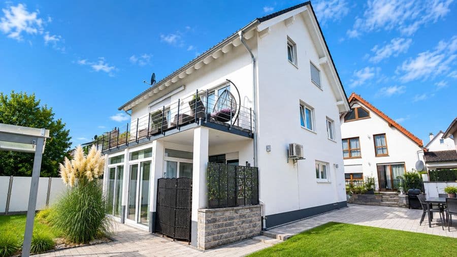 Provisionsfrei* Modernes Wohnhaus mit Einliegerwohnung in St. Leon provisionsfrei zu verkaufen