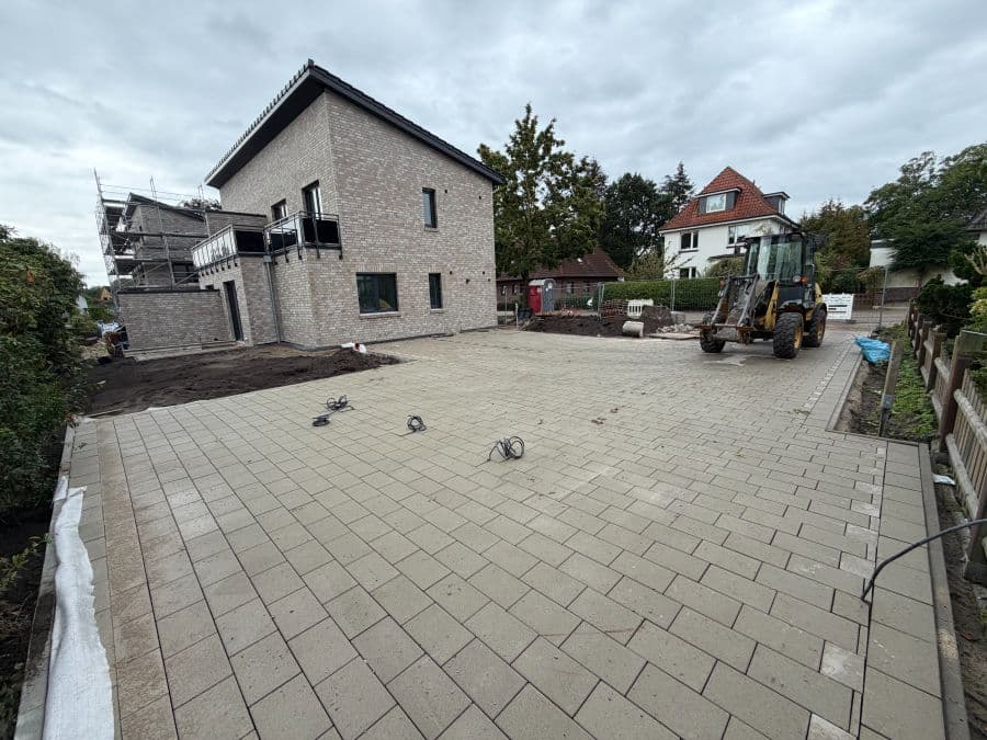 Erstbezug | Modernes Neubau-Apartment mit großem Balkon | KfW 40 | Einbauküche | Geothermie