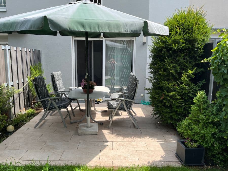 Provisionsfrei* RMH mit Garten und Stellplatz, Effizienzklasse A+