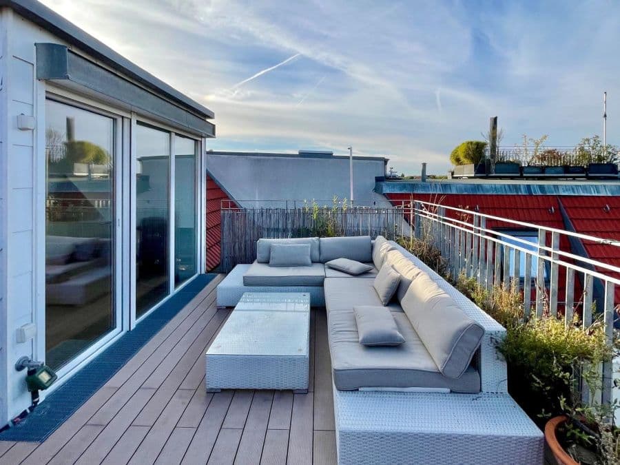 Provisionsfrei* Traum Dachgeschosswohnung mit Blick über Berlin-Wilmersdorf